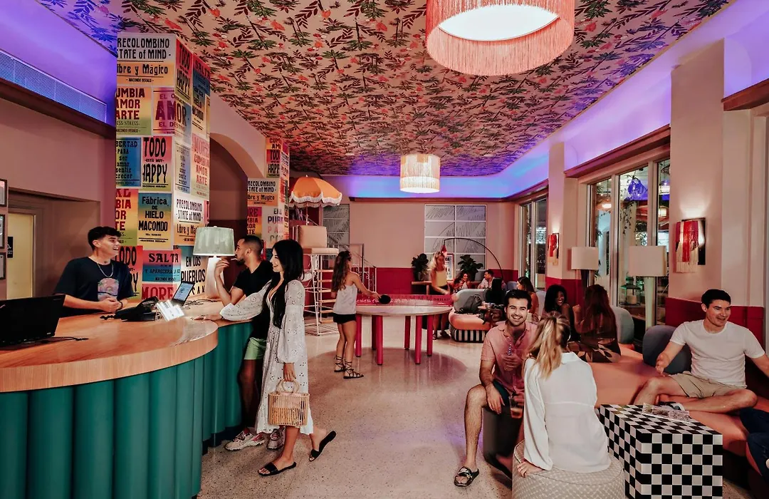 Viajero Miami (Adults Only)-1
