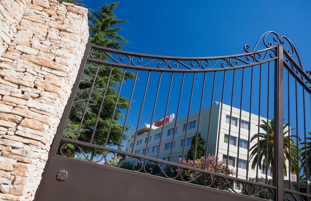 Logis NIMOTEL Hôtel Cosy-1
