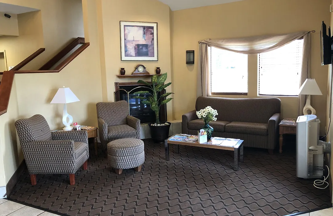 Baymont By Wyndham Fort Wayne-1