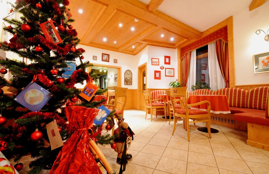 Hotel Adamello-1