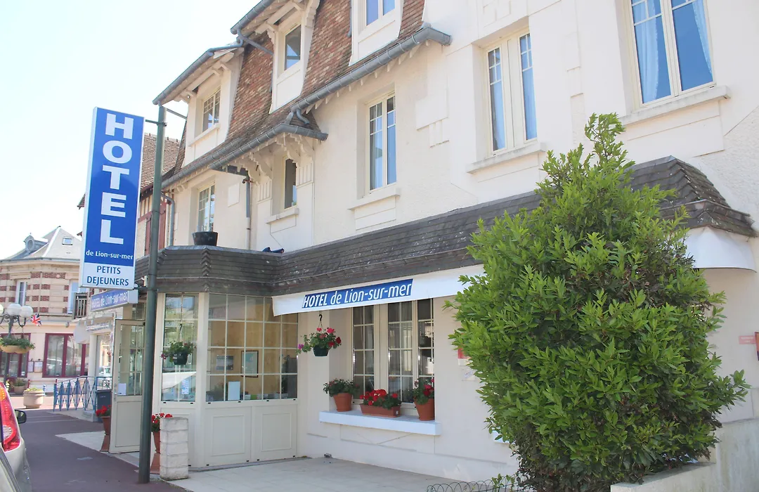 Hôtel de Lion sur Mer-1