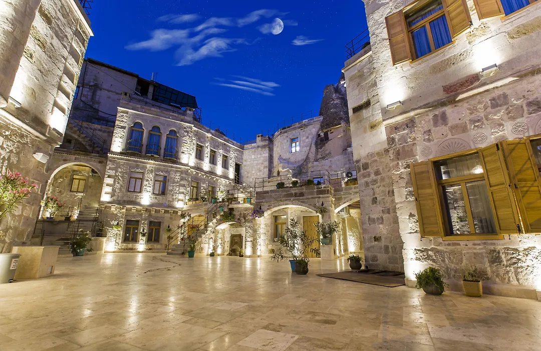 Imperial Cave Suites & Spa-1