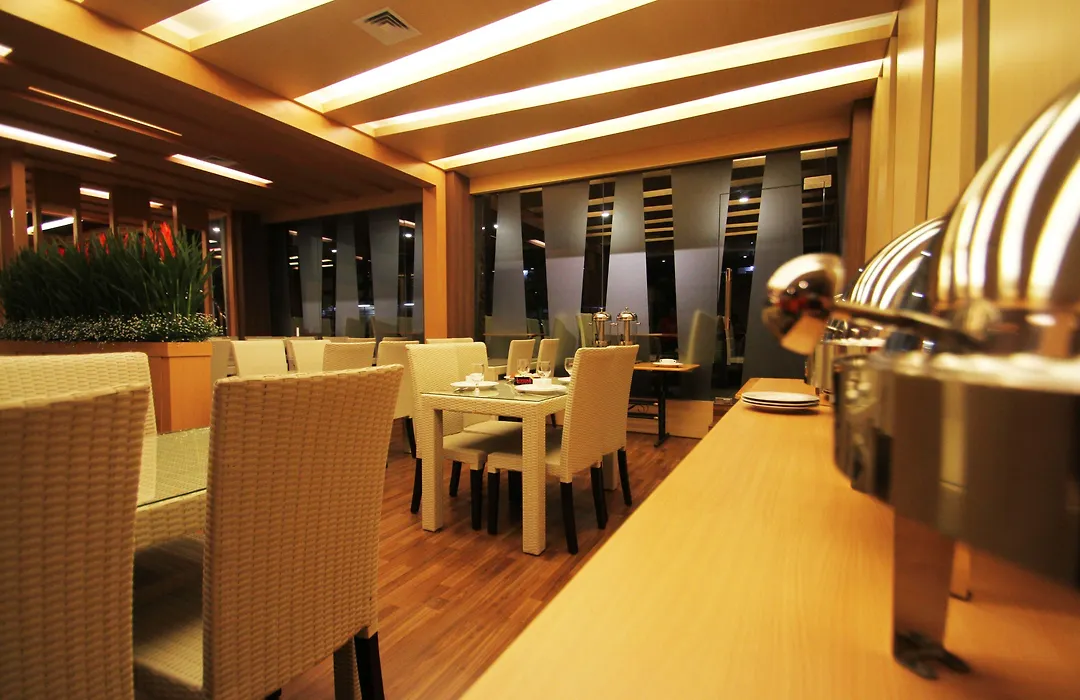 The L Hotel Entertainment-1