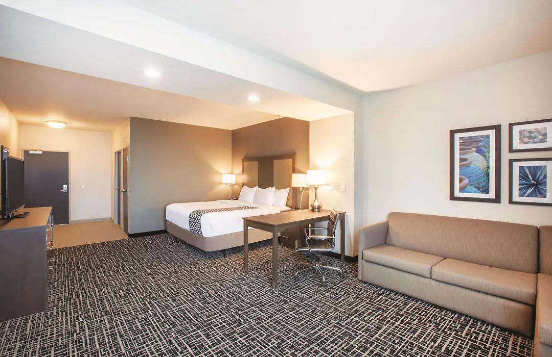 La Quinta By Wyndham San Marcos Outlet Mall-1