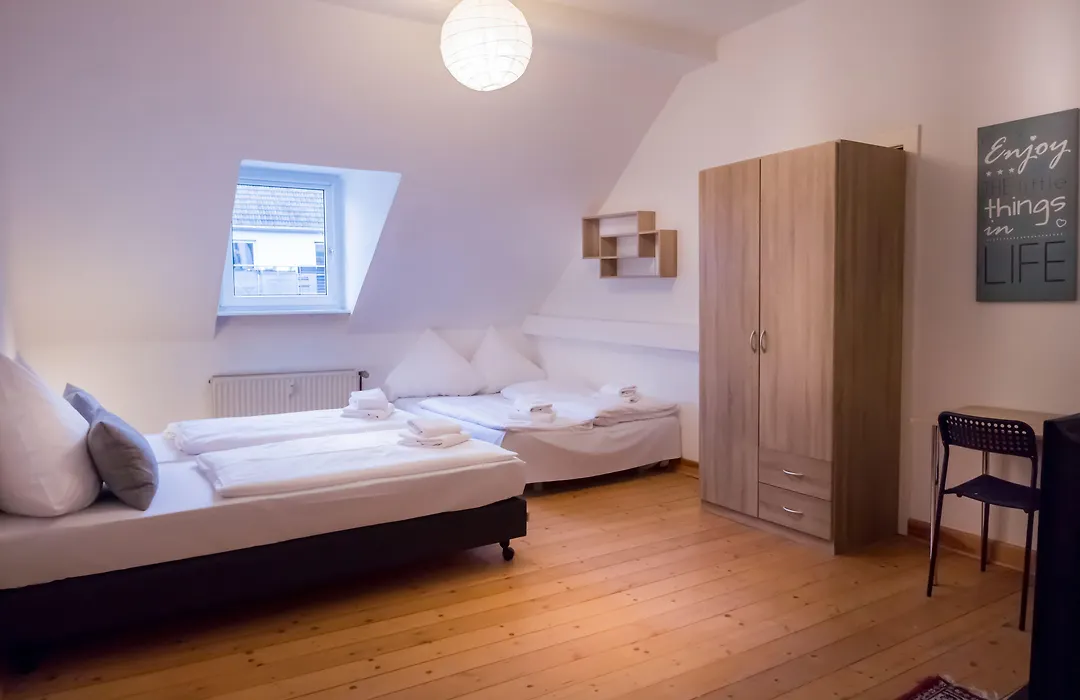 Dingdong Koblenz - City Apartments-1