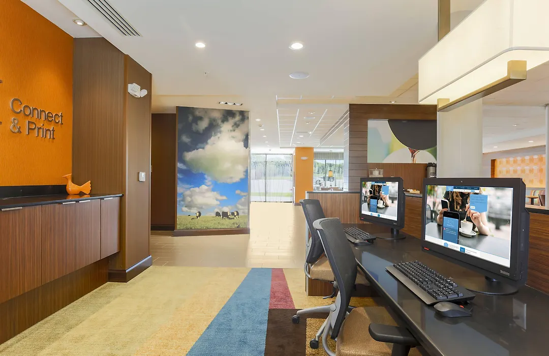Fairfield Inn & Suites By Marriott Decatur At Decatur Conference Center-1