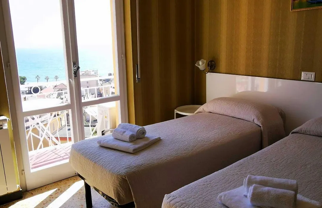 Hotel Pineta-1