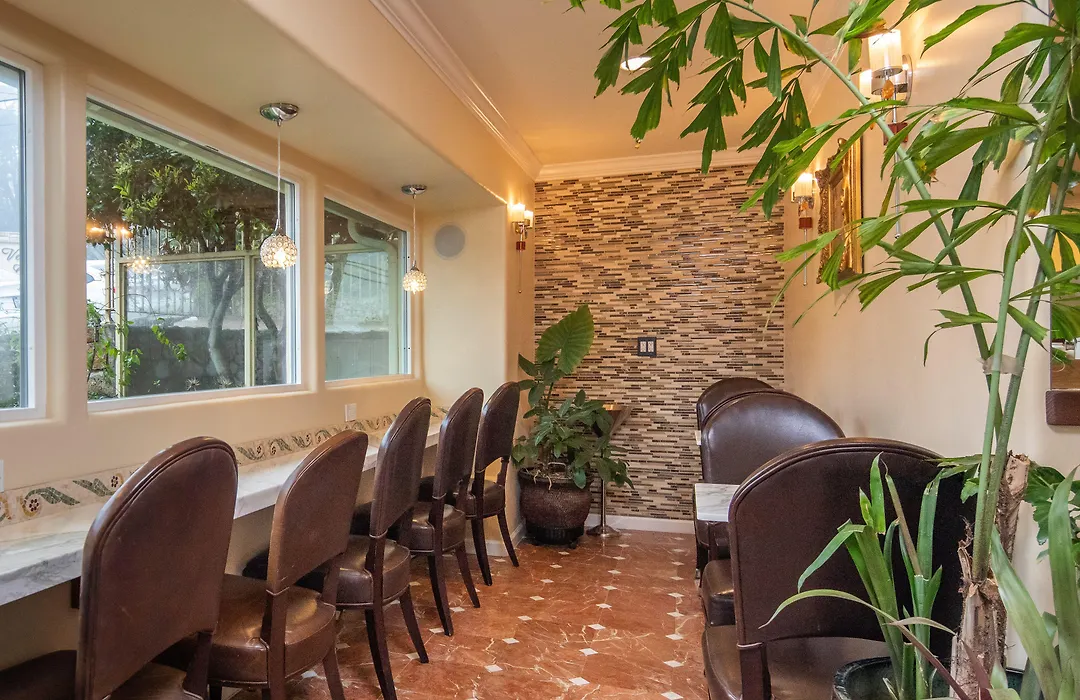 The Vendange Carmel Inn & Suites-1