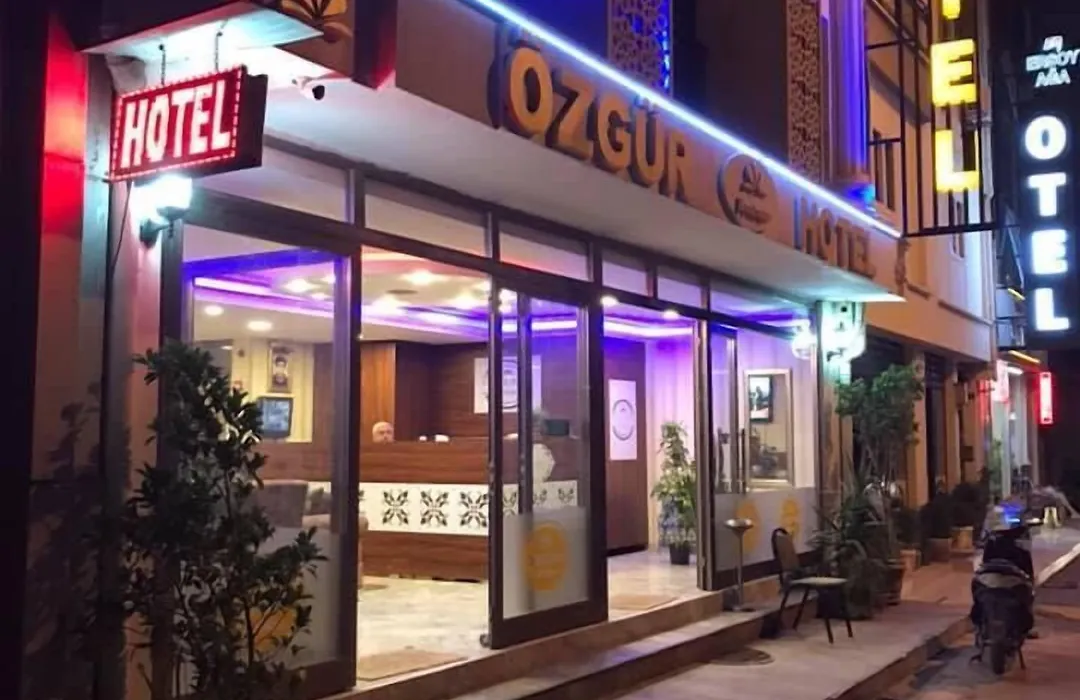 Oezguer Hotel-1