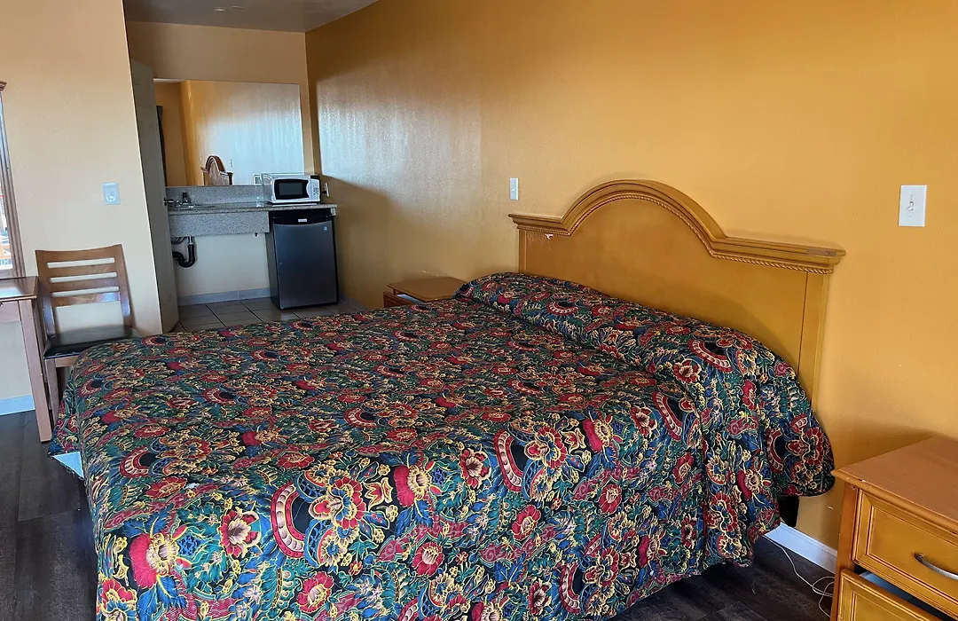 Palm Tree Inn-1