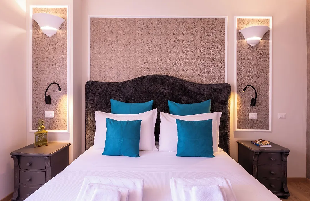 Trastevere Paper Suites-1
