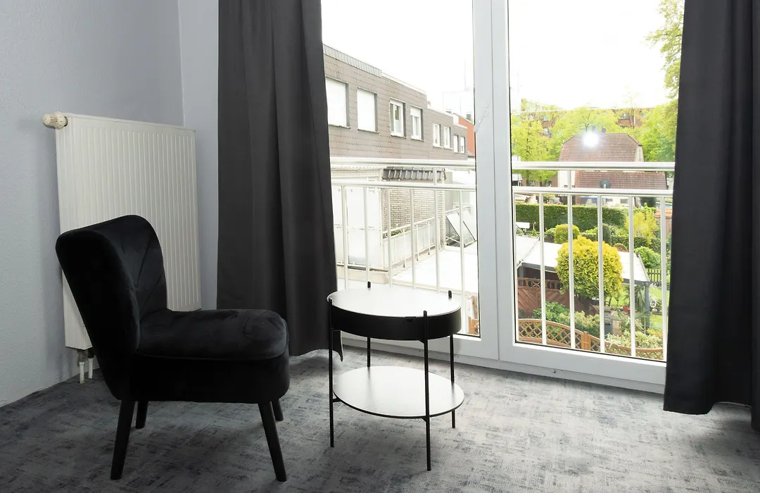 Hotel Deluxe-1