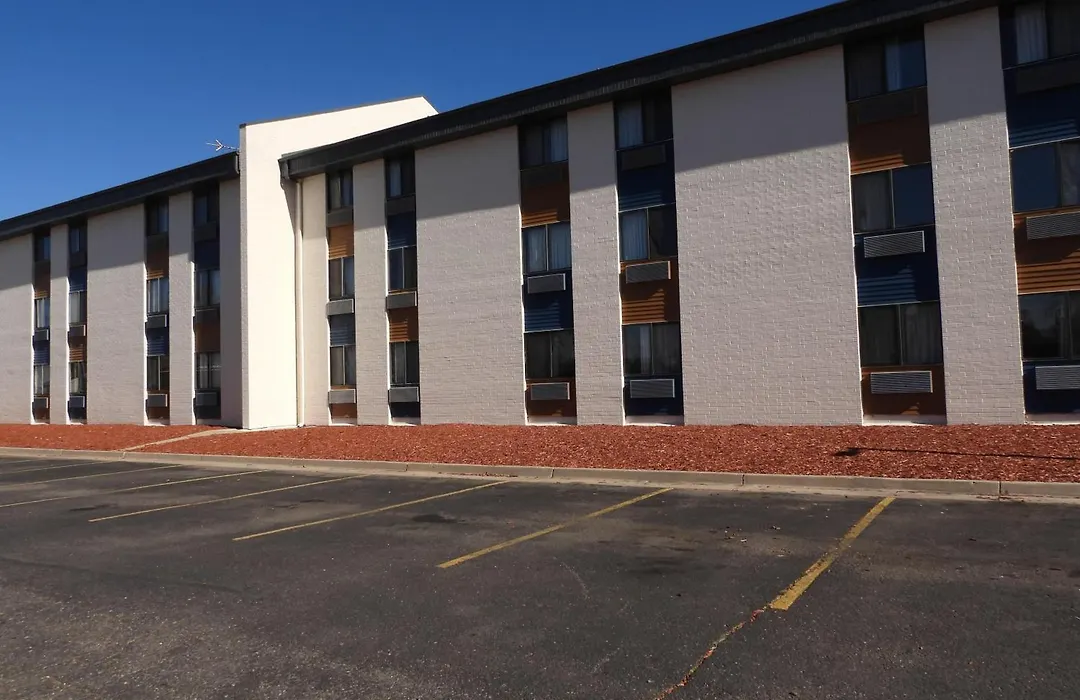 Super 8 By Wyndham Westminster Denver North-1