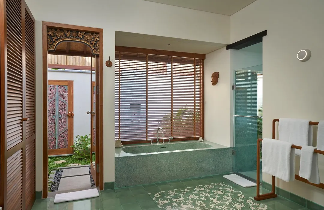 Tandjung Sari Hotel-1