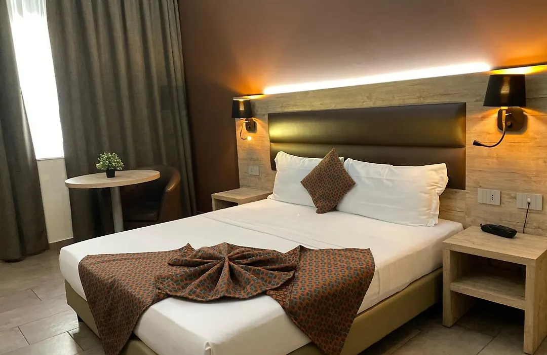 Hotel Stradivari-1