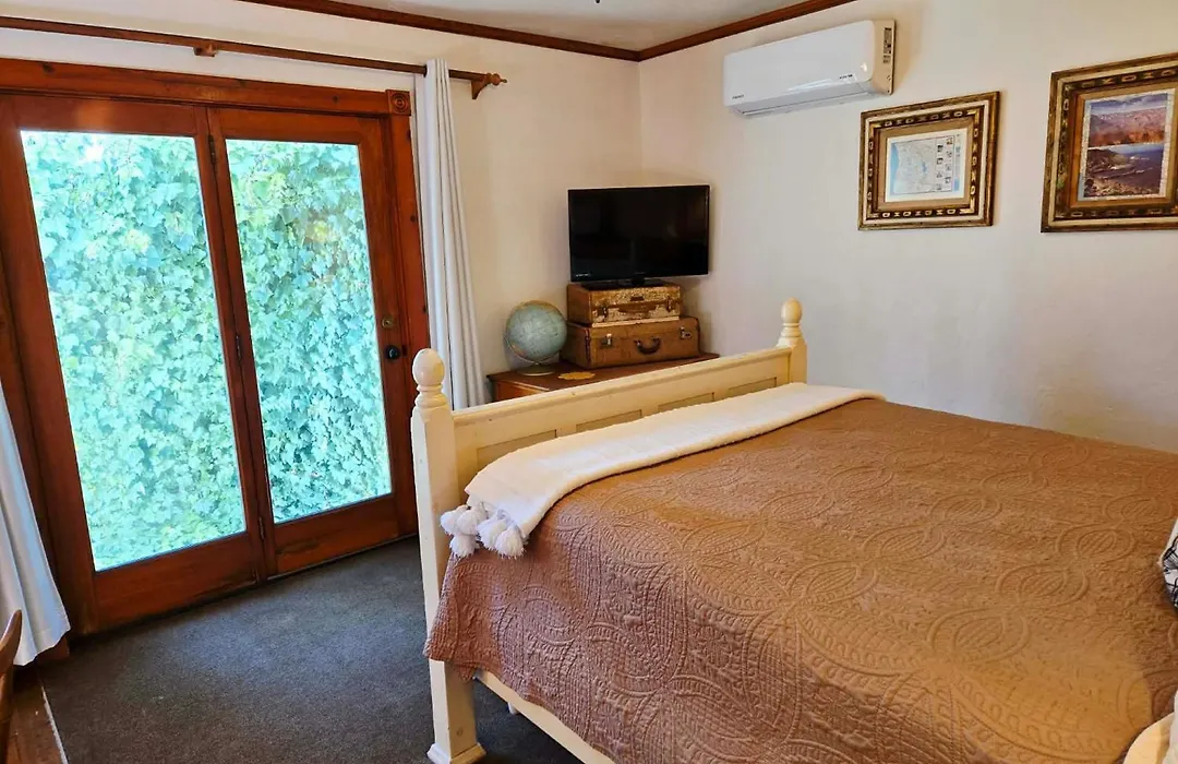 Oak Hill Inn-1