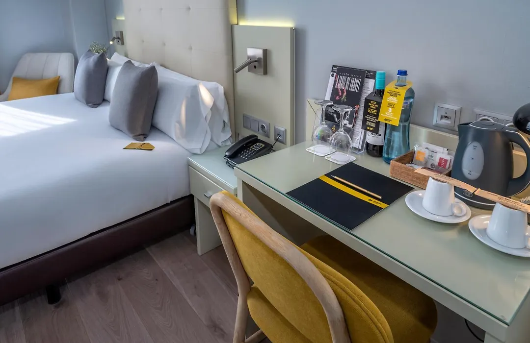 Hotel SERHS Del Port-1