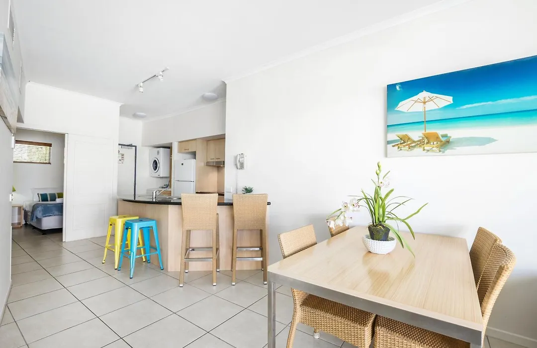 Rolling Surf Resort-1