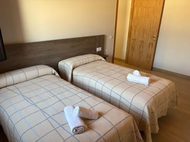 Hostal Mallorquines-1