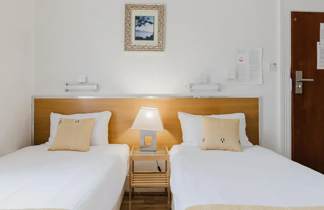 Falcon Hotel-1