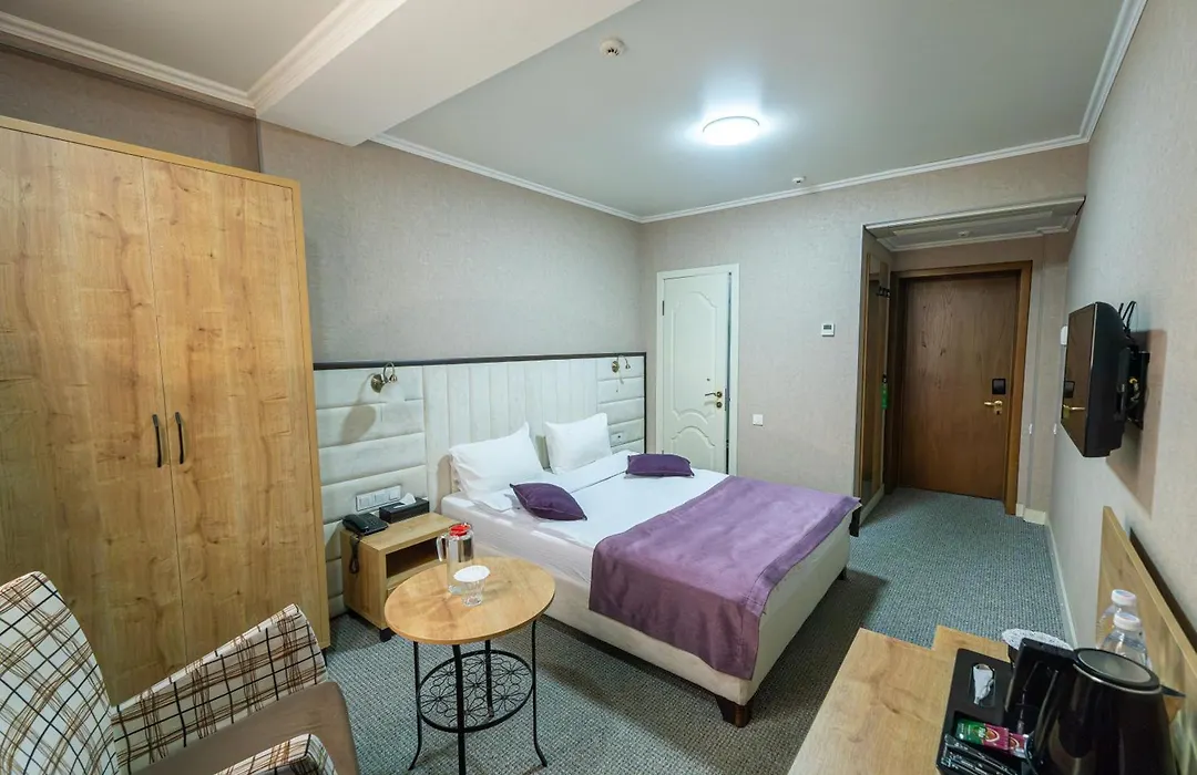 Onyx Hotel Bishkek-1