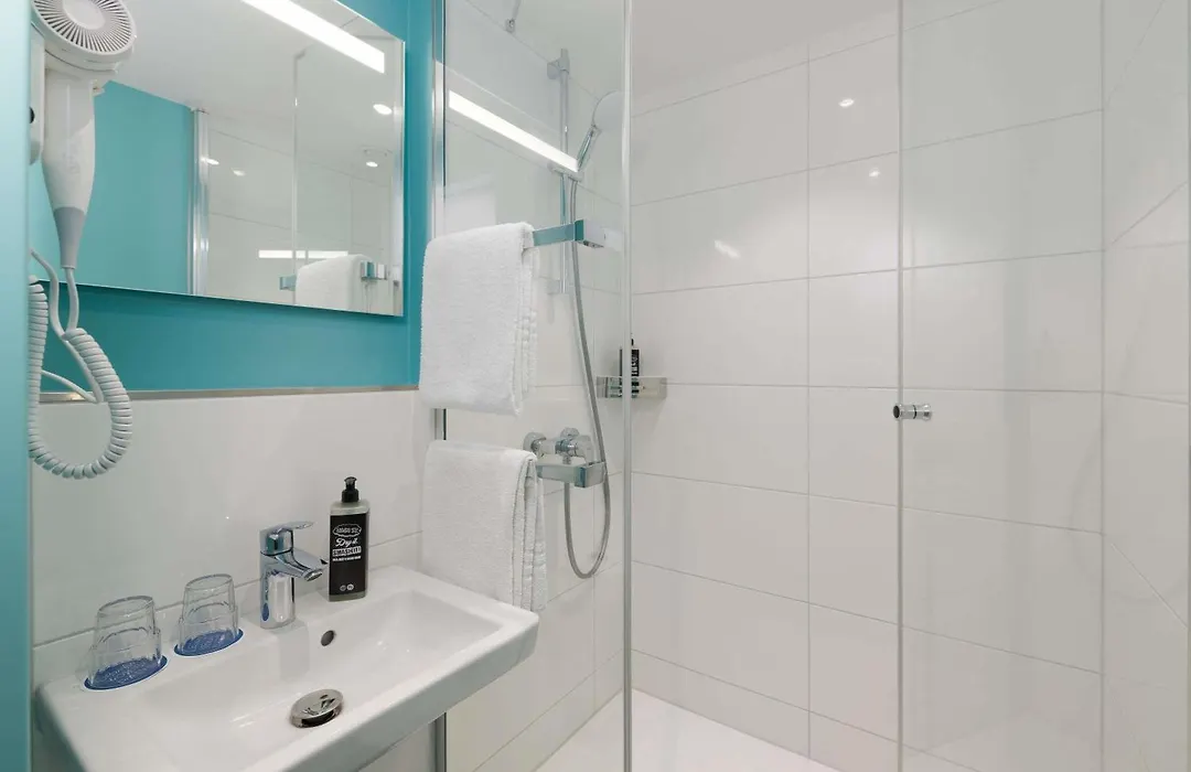 Ibis Budget Hamburg City-1