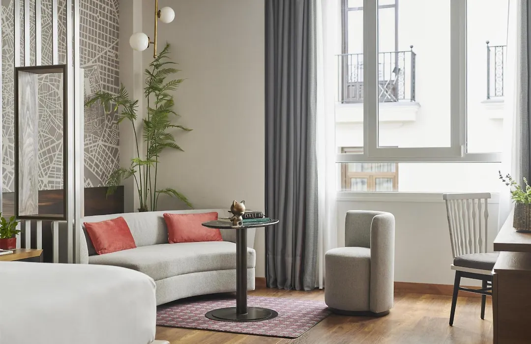 Hyatt Centric Gran Via Madrid-1