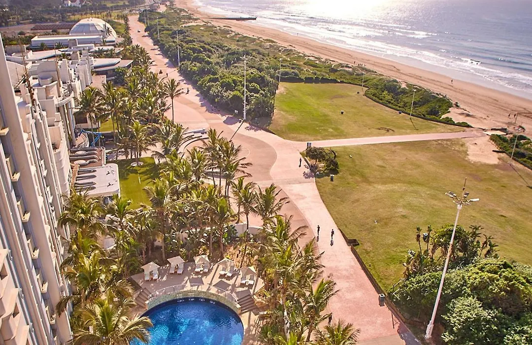 Suncoast Hotel & Towers-1