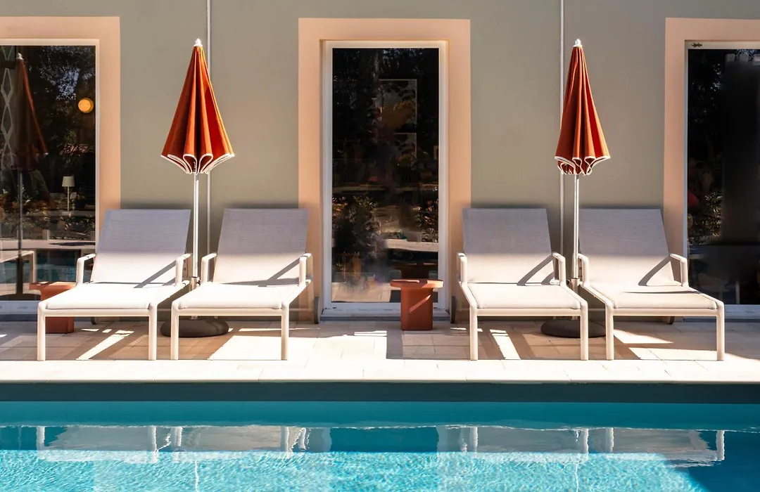Logis Hotel De Port D'Alon - St Cyr Sur Mer-1