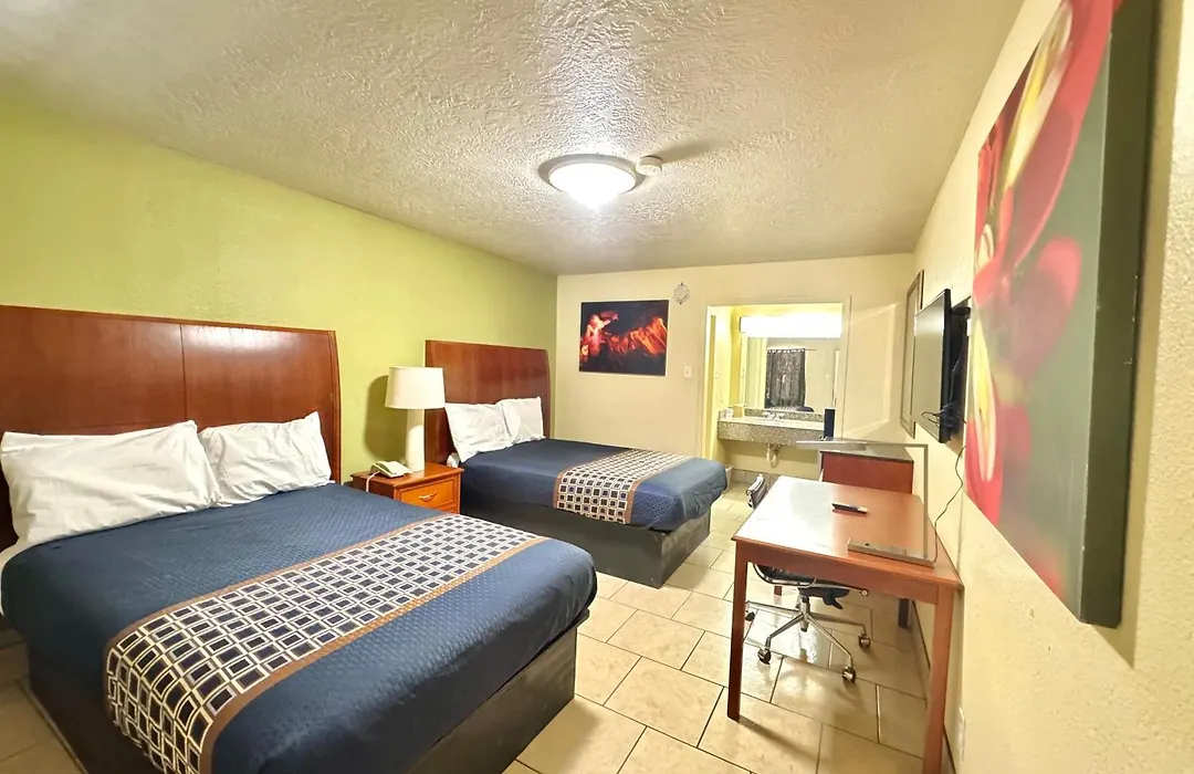Texas Inn Beaumont-1