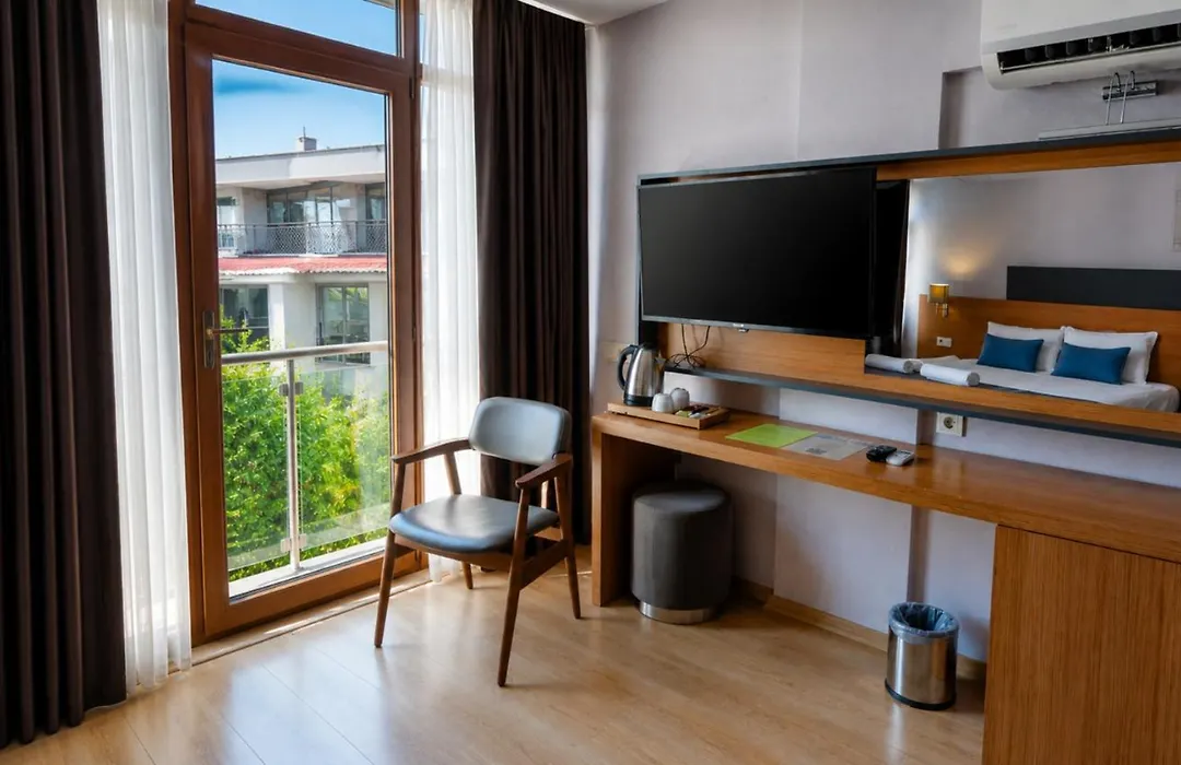 Qinn Hotels-1