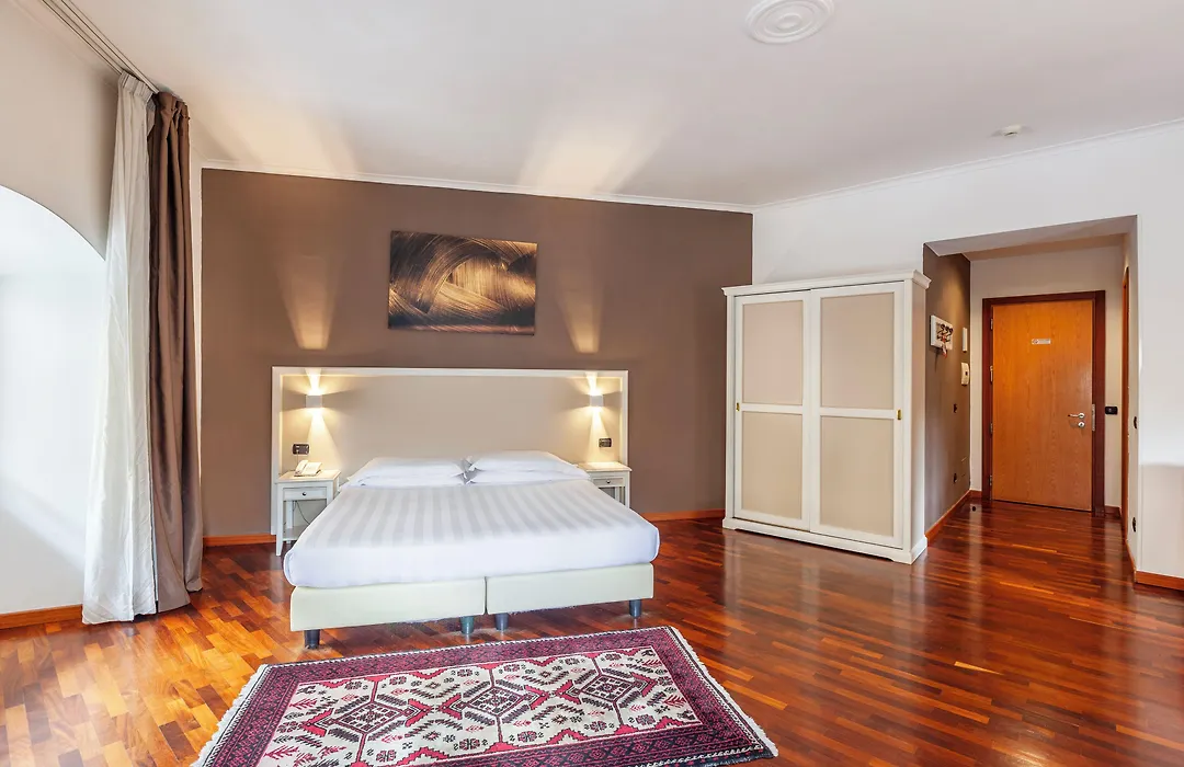 Inn Rome Rooms & Suites-1