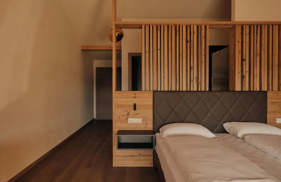 Montara Living Mountain Air-1