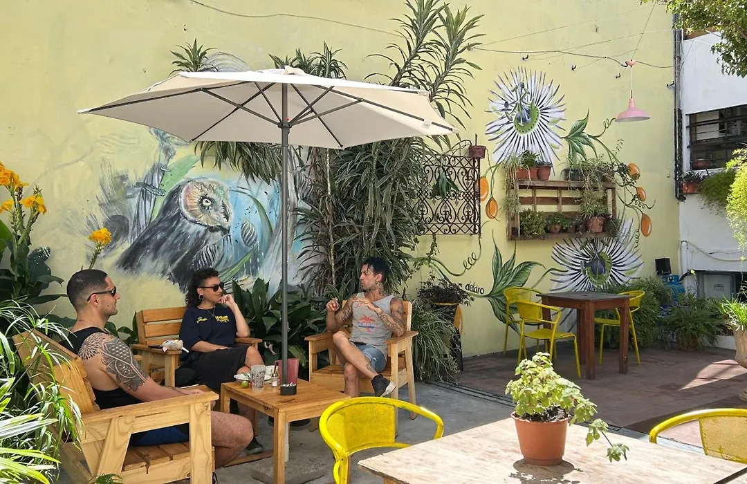 Hostel Bohemian House-1