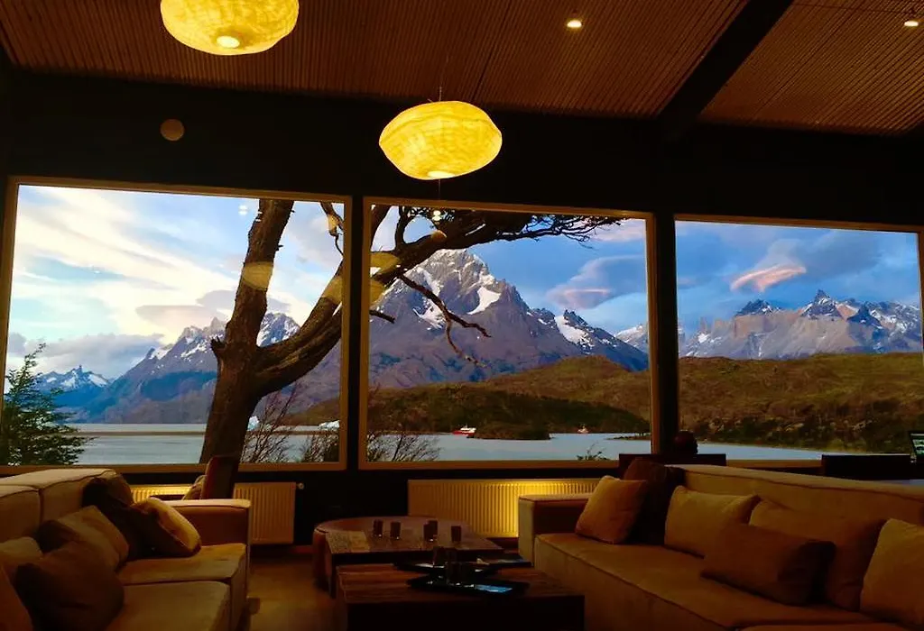 Hotel Lago Grey-1