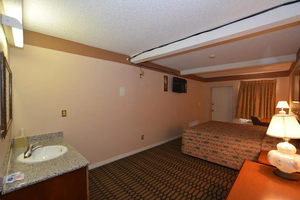 Newcastle Motel-1