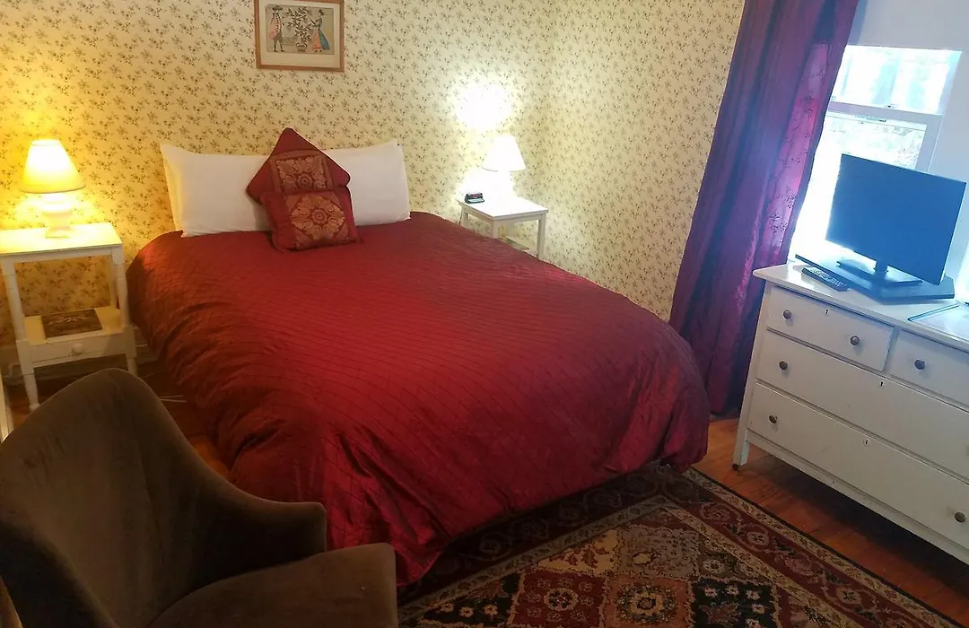 Bartlett Inn-1