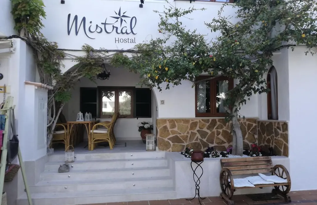 Boutique Hostal Mistral-1