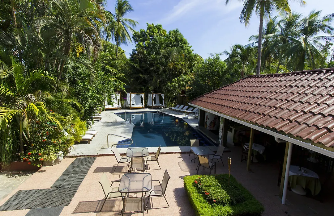 Copacabana Hotel And Suites (Adults Only)-1