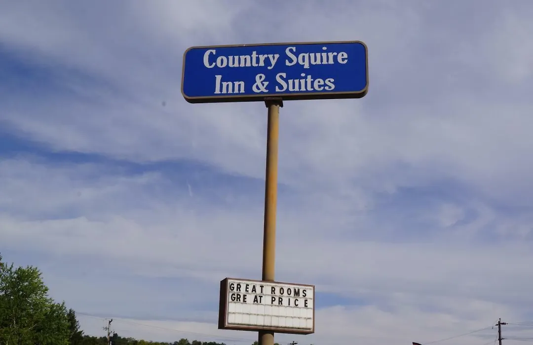 Country Squire Inn And Suites-1