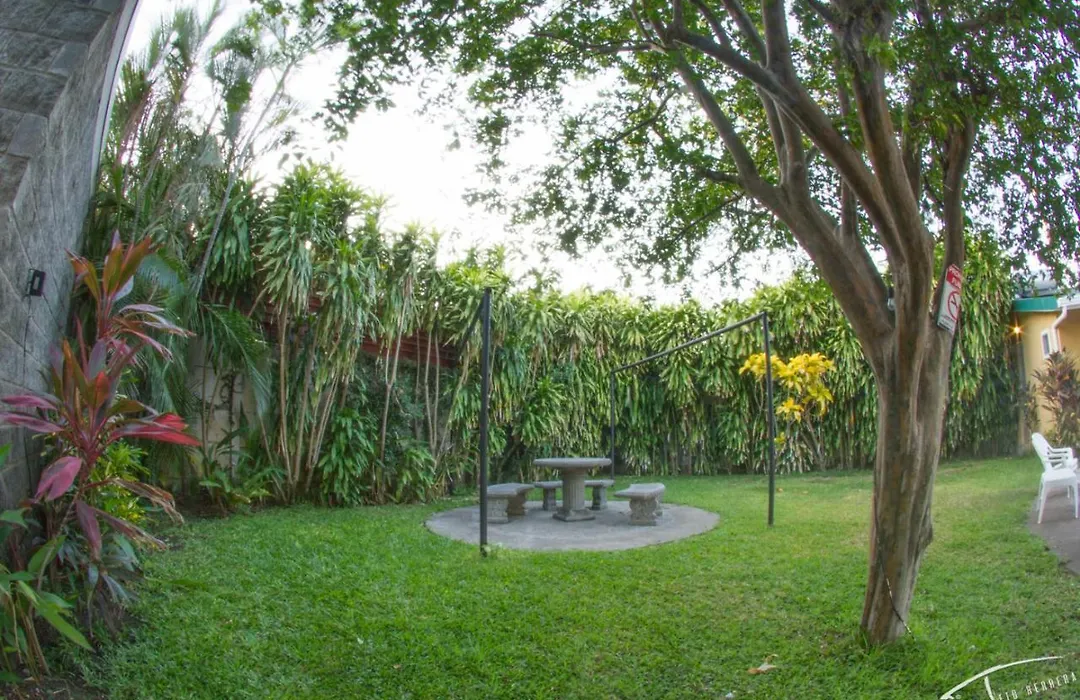 Hotel La Punta-1