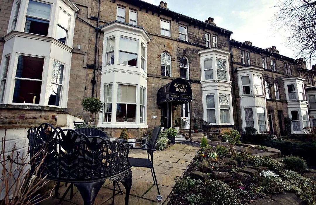 Scotia House - Beautifully Presented Accommodation-1
