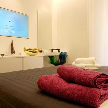 Spacious House In The Heart Of Cagliari With Terrace-3