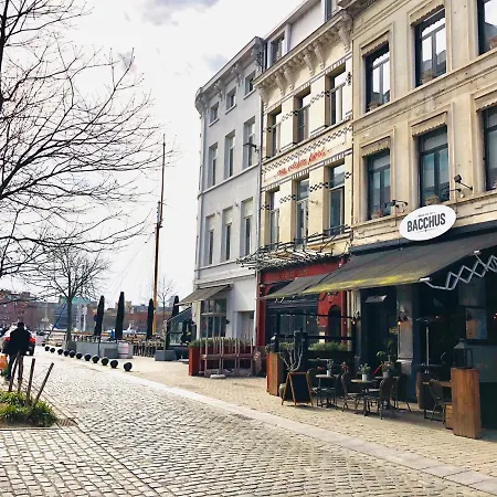 Bacchus Antwerpen - Rooms&Apartments-2
