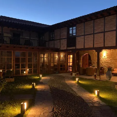 Posada La Casona de Los Güelitos-3