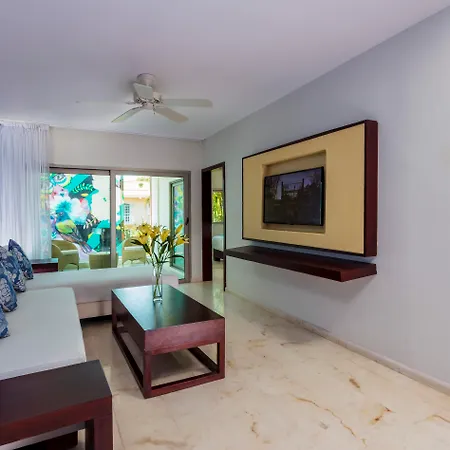 Hotel The Palm (Adults Only)-2