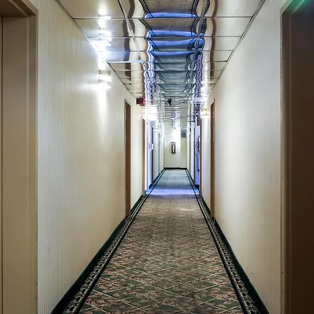 Jfk Inn-3