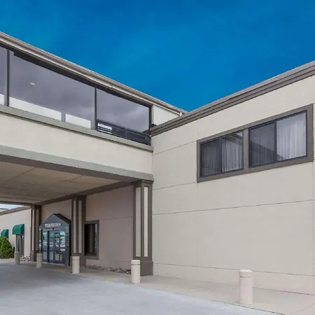Wyndham Garden Sterling Heights-2