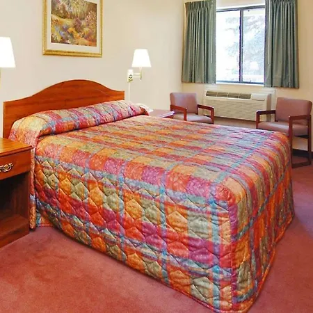 Rodeway Inn-2