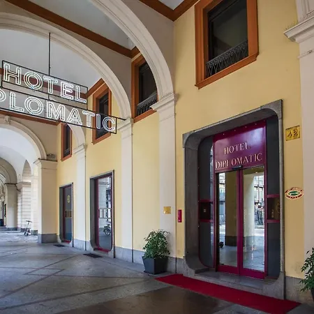 Hotel Diplomatic-3